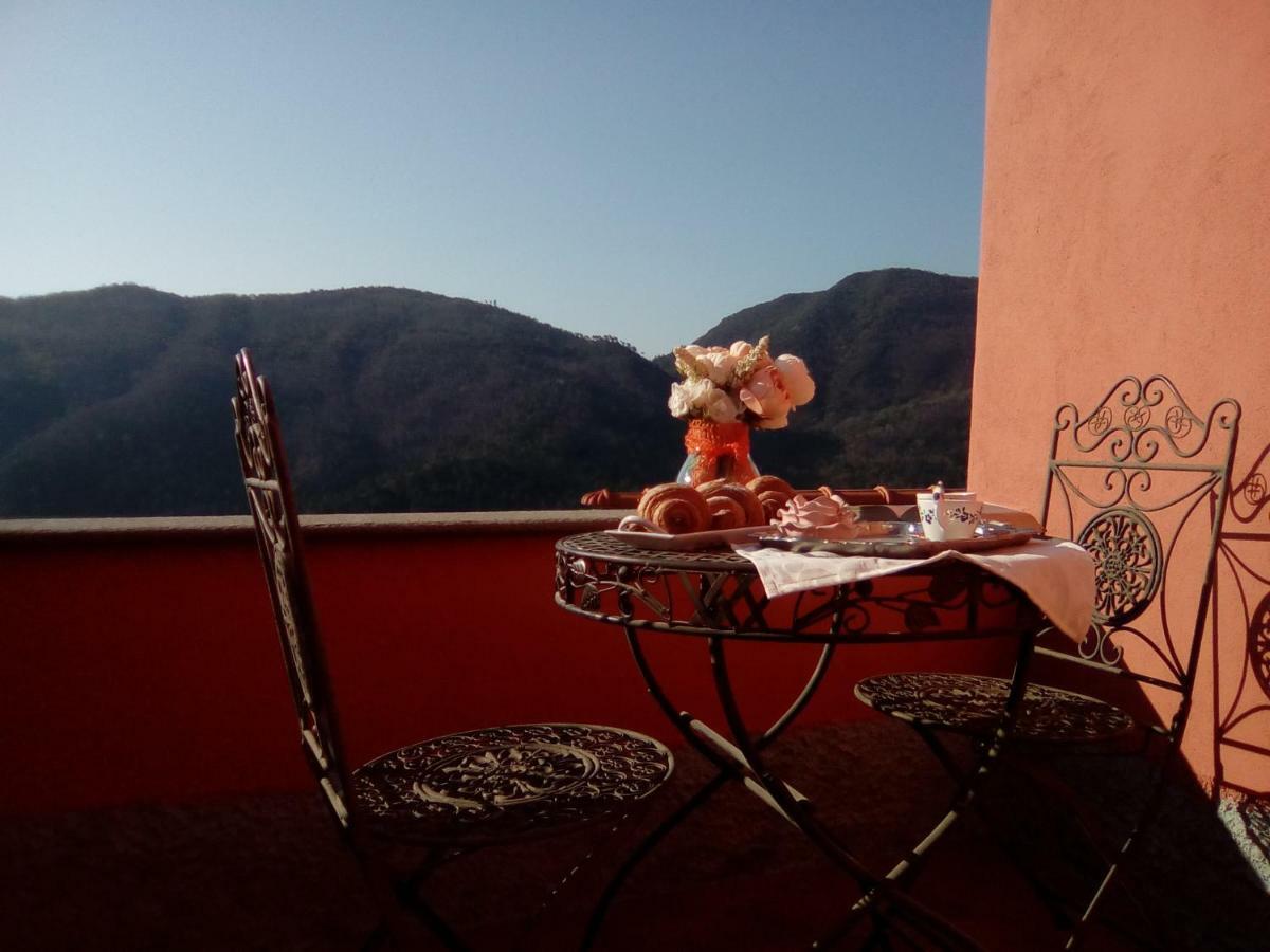 Contrada Casa Vacanze Leilighet Vado Ligure Eksteriør bilde