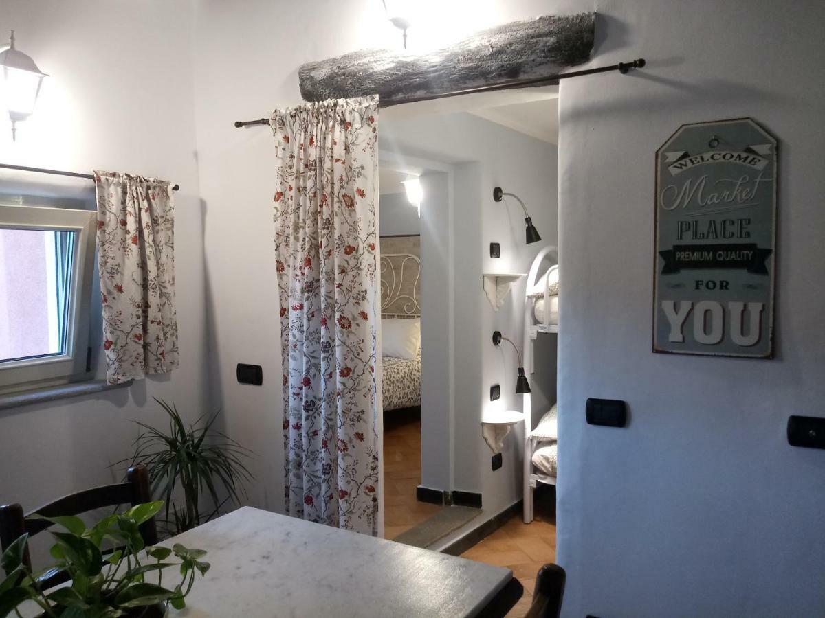 Contrada Casa Vacanze Leilighet Vado Ligure Eksteriør bilde